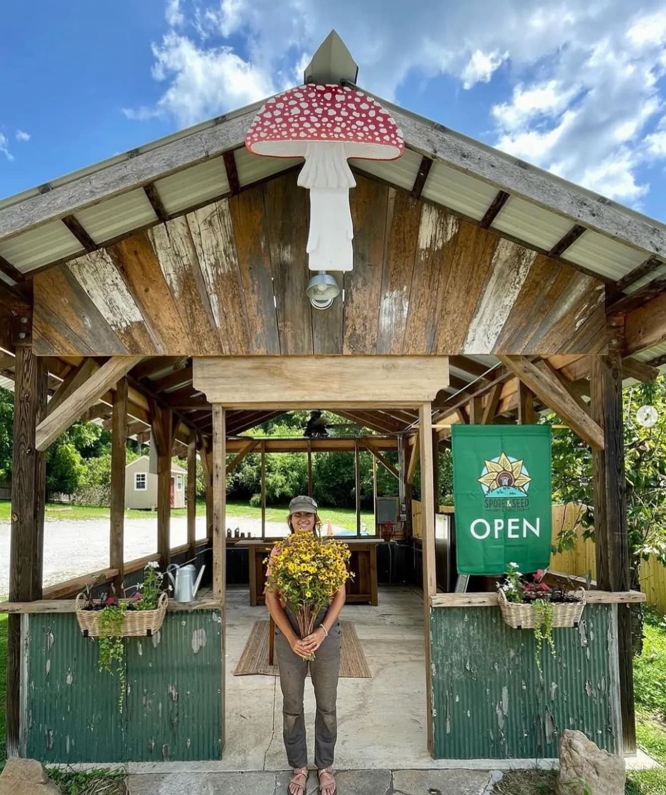 The covered farm stand beside the Monkton Hotel